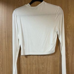 BASIC WHITE LONG SLEEVE